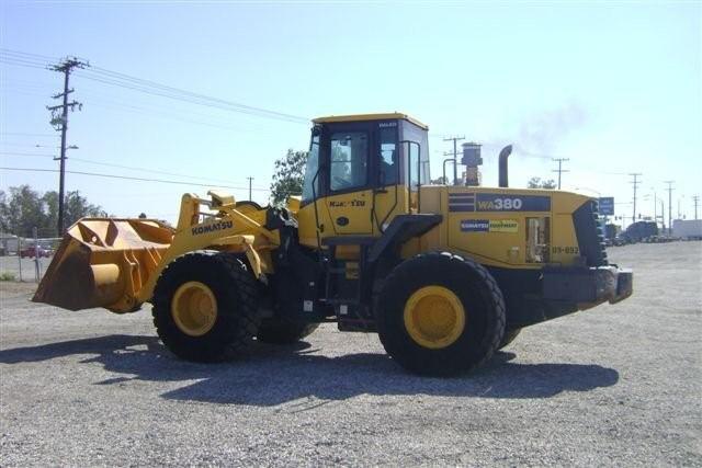 Komatsu WA3805
