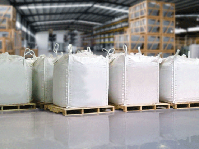5x 2000 lb pallets of wheat (grain) in 'super sacks' (10,000 lb total ...