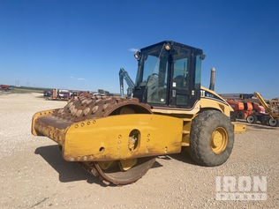 V63hd Compactor Cat CS663E Compactors transport quote to Mullin, TX. VeriTread Load 1975051
