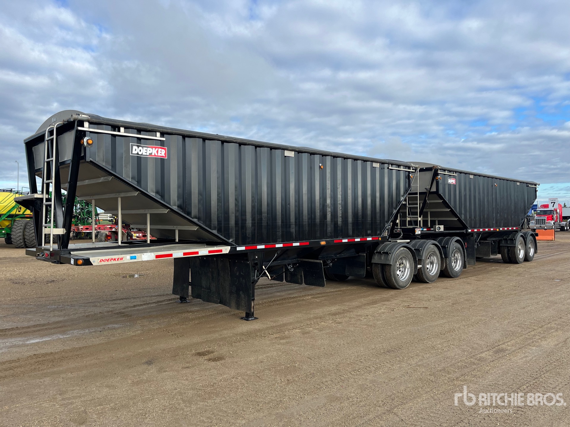 2016 Doepker 28 ft Super B-Train Lead Trailer and 2016 Doepker 30 ft ...