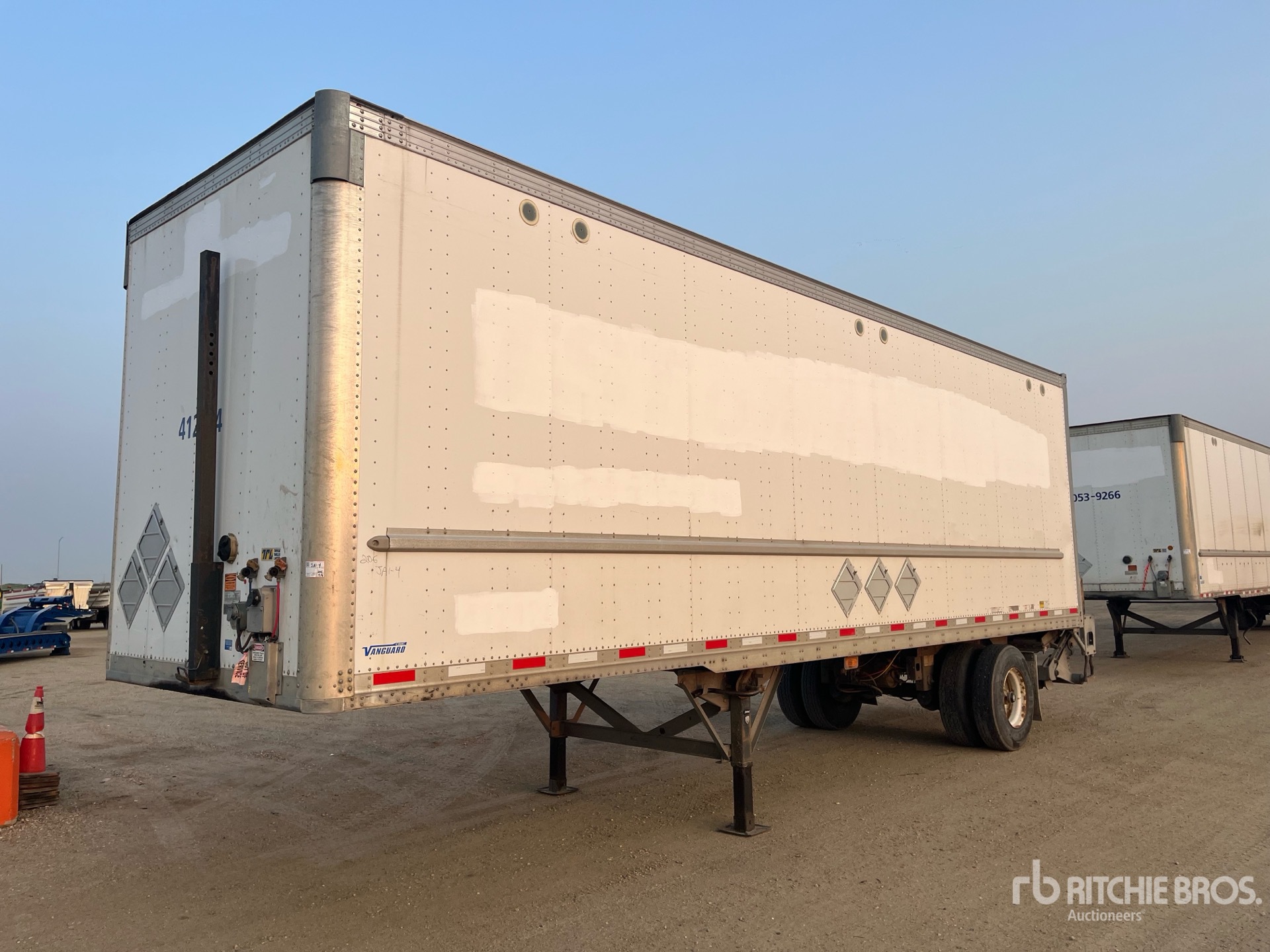 Vanguard 32 ft x 102 in S/A Van Trailer General Freight transport quote ...