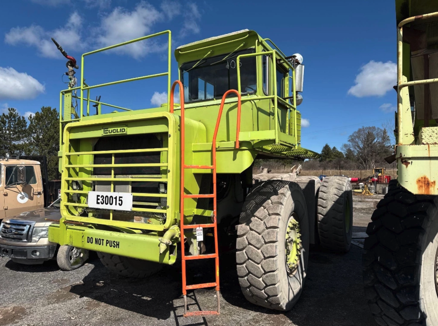 Euclid R50 Rigid Frame Trucks transport quote to Smock, PA. VeriTread ...