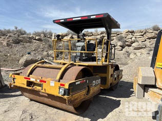 V63hd Compactor Cat CB634D Compactors transport quote to Castro Valley, CA. VeriTread ...