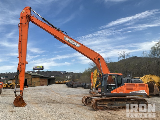 DXerです Exmark Lazer Z X-Series Mower | Model LZX980EKC96RW0